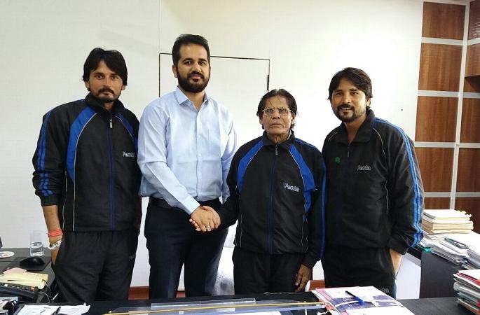 sindudurg, envirment, three, world,travals, | पर्यावरण संवर्धनासाठी विश्वभ्रमंती करणारे तिन ध्येयवेडे सिंधुदुर्गात sindudurg, envirment, three, world,travals, | पर्यावरण संवर्धनासाठी विश्वभ्रमंती करणारे तिन ध्येयवेडे सिंधुदुर्गात